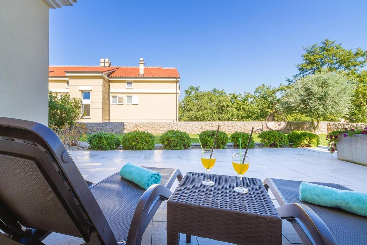 Luxury Apartments Villa Mande Malinska Εξωτερικό φωτογραφία
